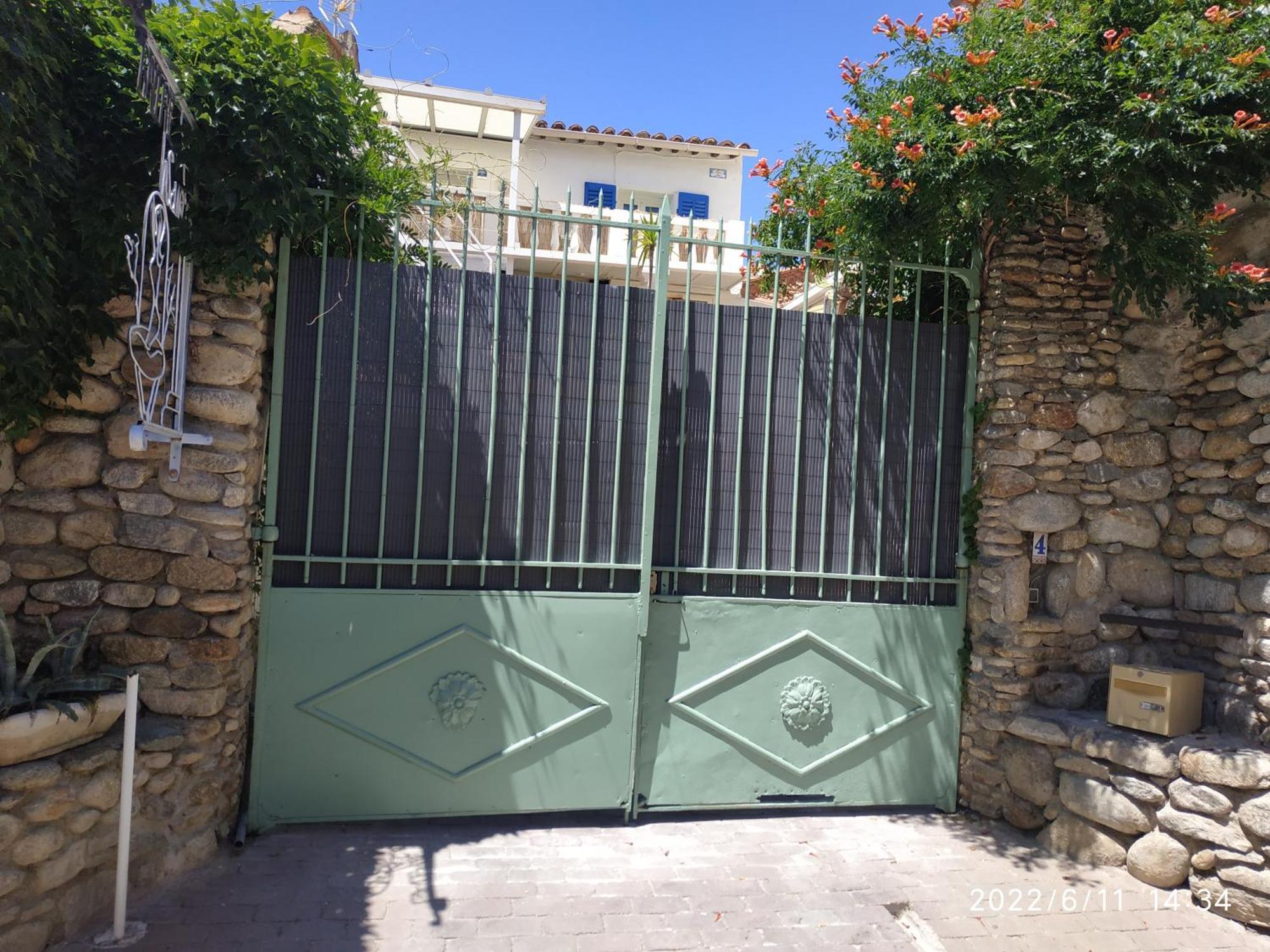Appartement Centre Ville Du Boulou Pour 2 Adultes-2 Enfants- Check In 17H-21H--Juillet-Aout Reservation De 7 Jours Mini Ле-Булу Экстерьер фото